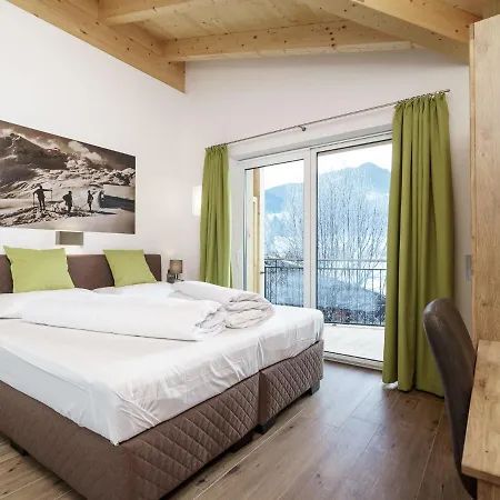 Penthouse Hochkonigblick 公寓